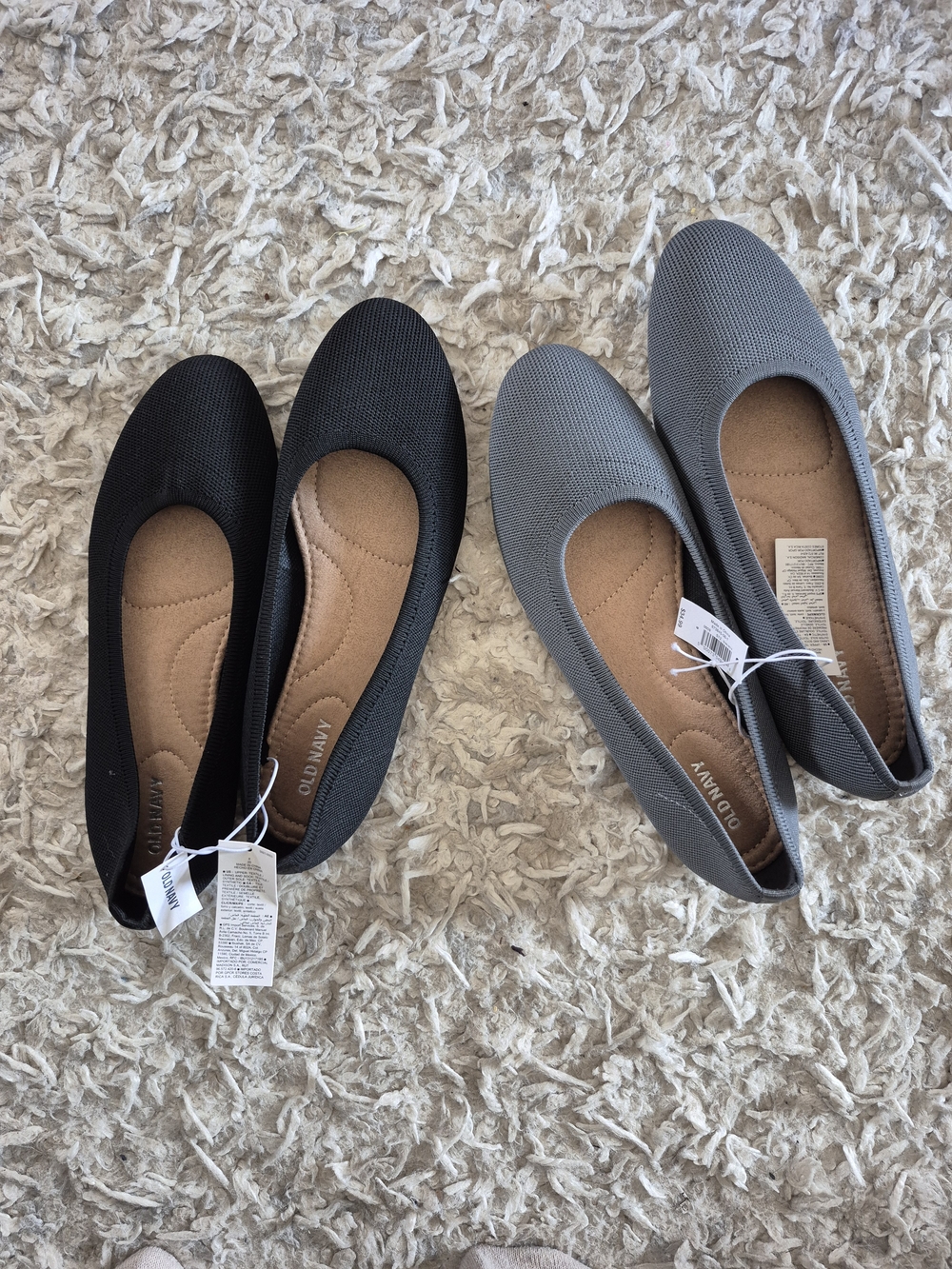 Old Navy Knit Ballet Flats in Black and Gray Pair